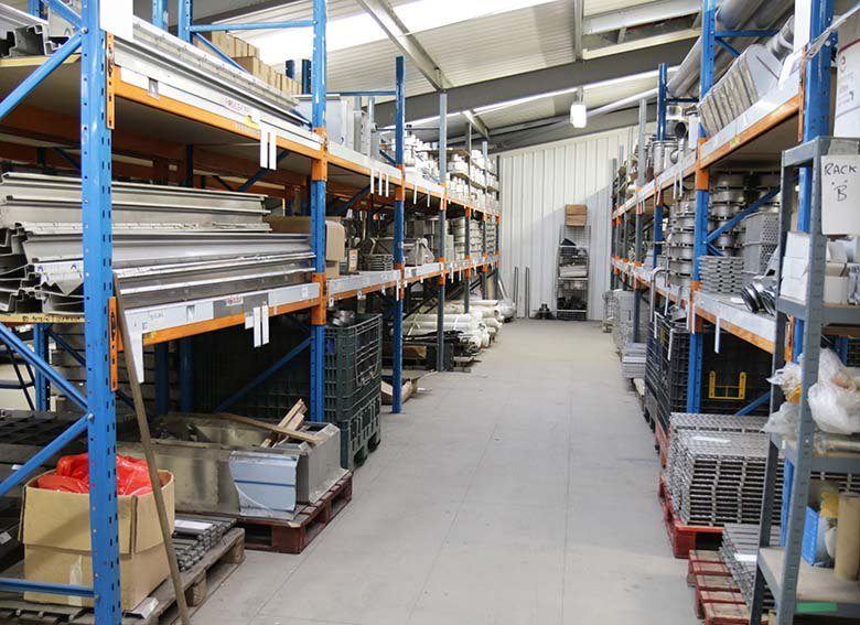 canal-warehouse-mezzanine-floor-storage
